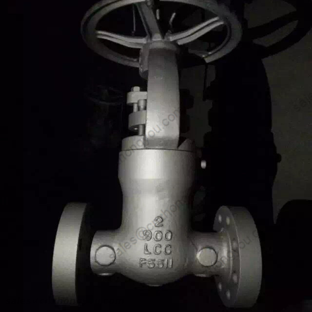 Pressure Seal Bonnet Gate Valve, 2'' 900LB, ASTM A352 LCC Body, SS316+HF Trim, RTJ