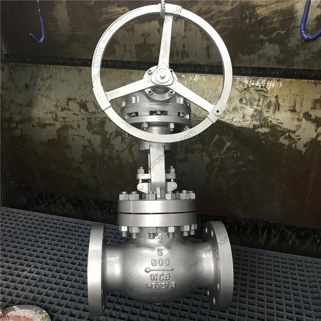 Gearbox Globe Valve, 5'' 600LB, ASTM A216 WCB Body, ASTM A216 WCB Trim, RF