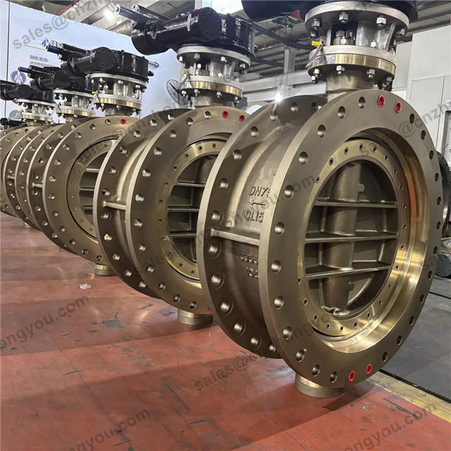 Flanged Butterfly Valve, DN750 CL150, C95500 Body, C95500 Trim, RF Ends, Gearbox Operated