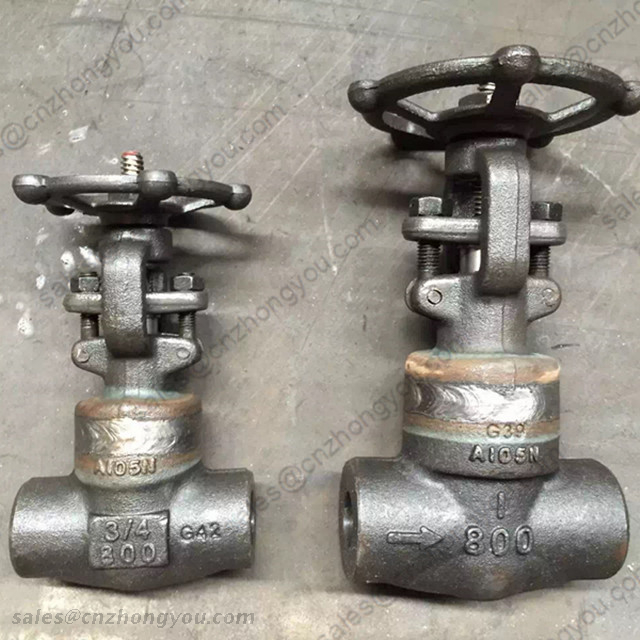 Welded Bonnet Forged Globe Valve, 1'' 800LB, ASTM A105N Body, ASTM A182 F6a Trim, Threaded Ends