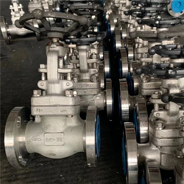 Integral Flange Globe Valve, 1.5'' 150LB, ASTM A182 F51, ASTM A182 F51 Trim, RF