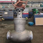 Pressure Seal Bonnet Globe Valve, 14'' 2500LB, ASTM A217 WC6 Body, #5 Trim, BW Ends