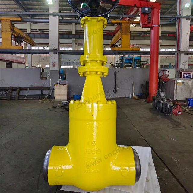 Extended Bonnet Pressure Seal Bonnet Globe Valve, 16'' 1500LB, ASTM A217 WC6 Body, #5 Trim, Butt Welded, Gearbox+Manual