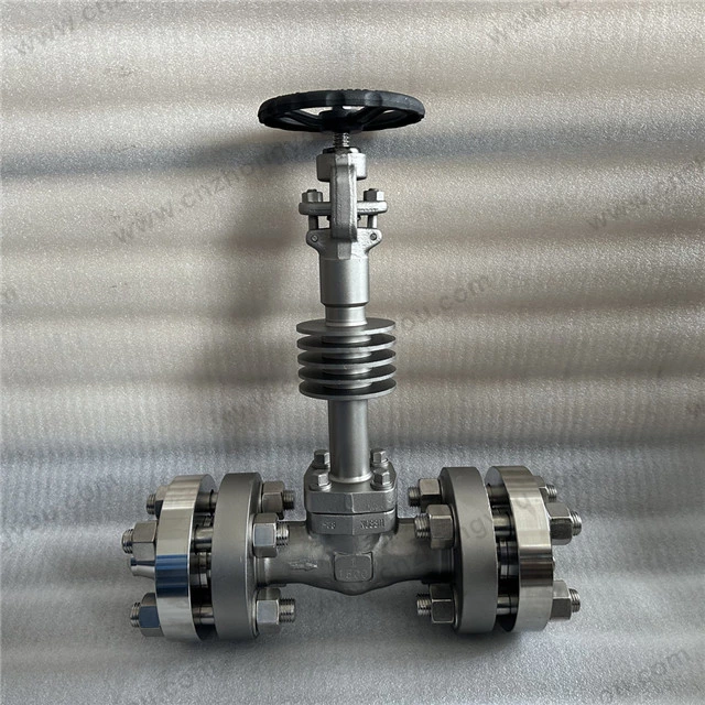 Extension Bonnet Incoloy 800HT Gate Valve, 1'' 1500LB, UNS N08811 Body, UNS N08810 Trim, RF Ends