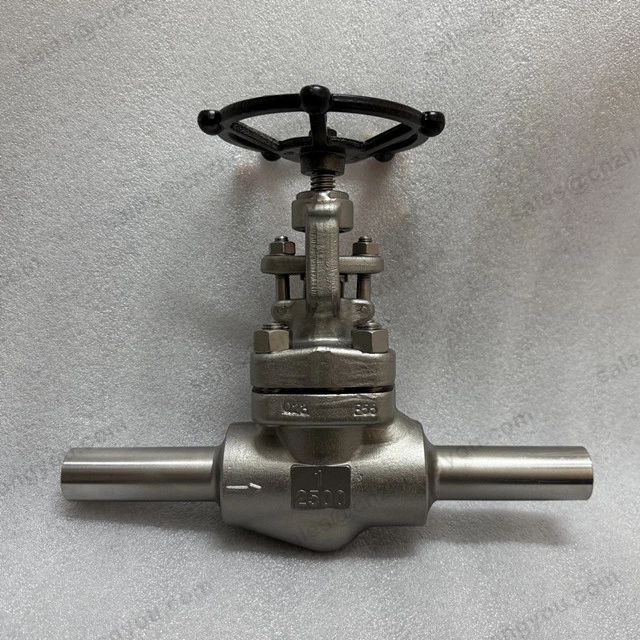 EXTENSION PIPE GLOBE VALVE, 1'' 2500LB, ASTM A182 F55 Body, ASTM A182 F55 Trim, BW Ends